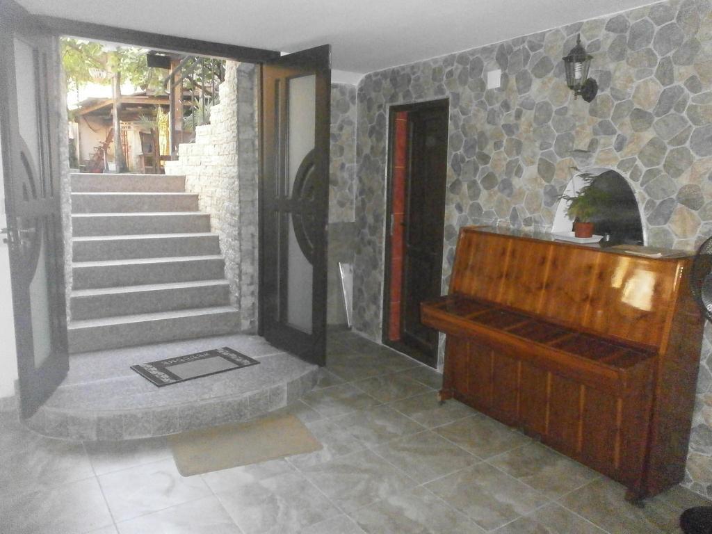 Batumi Home エクステリア 写真